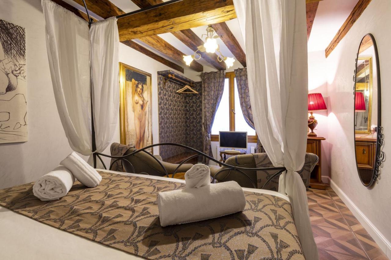 Il Nido Di San Stae Apartamento Veneza Exterior foto