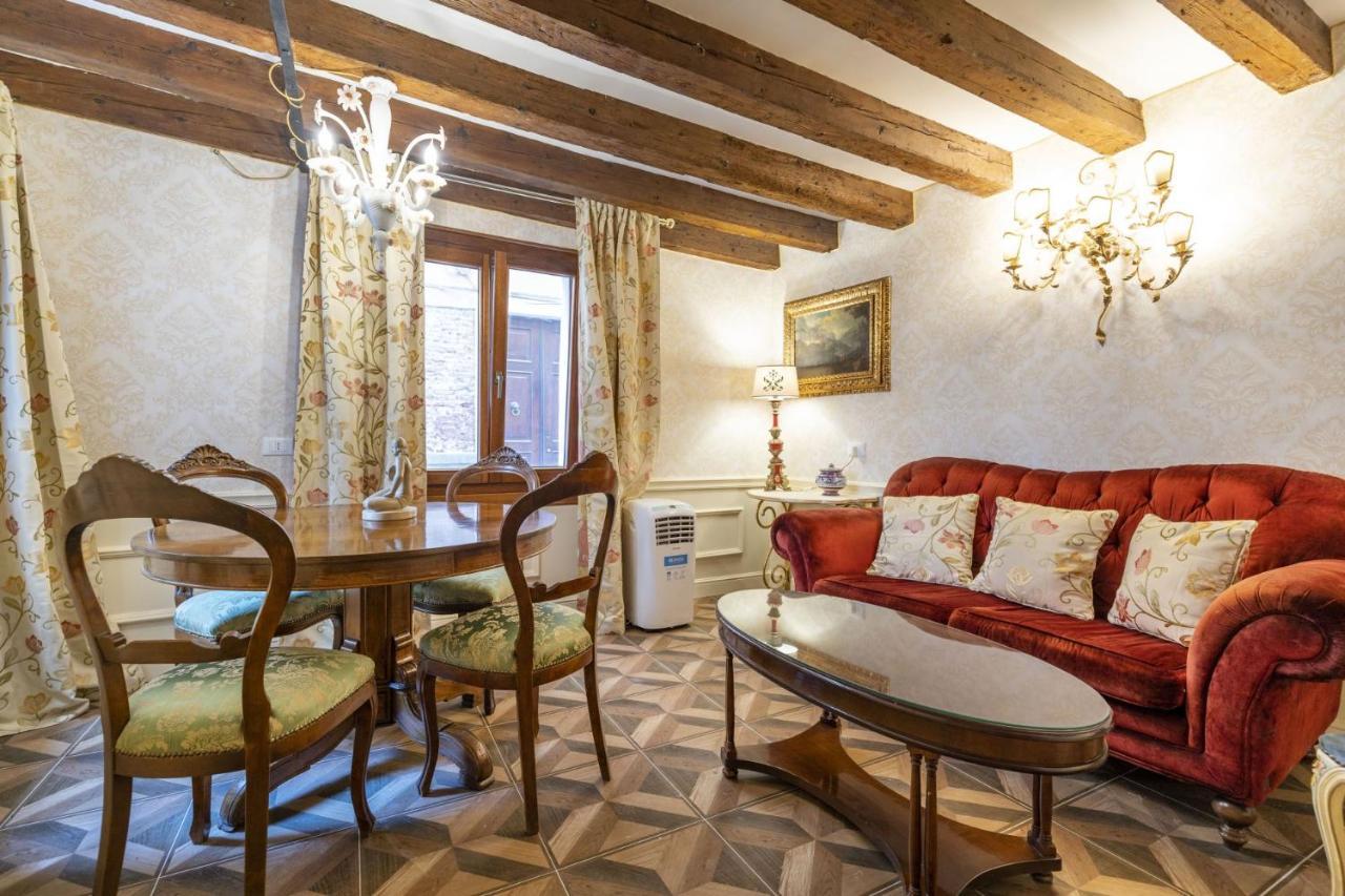 Il Nido Di San Stae Apartamento Veneza Exterior foto